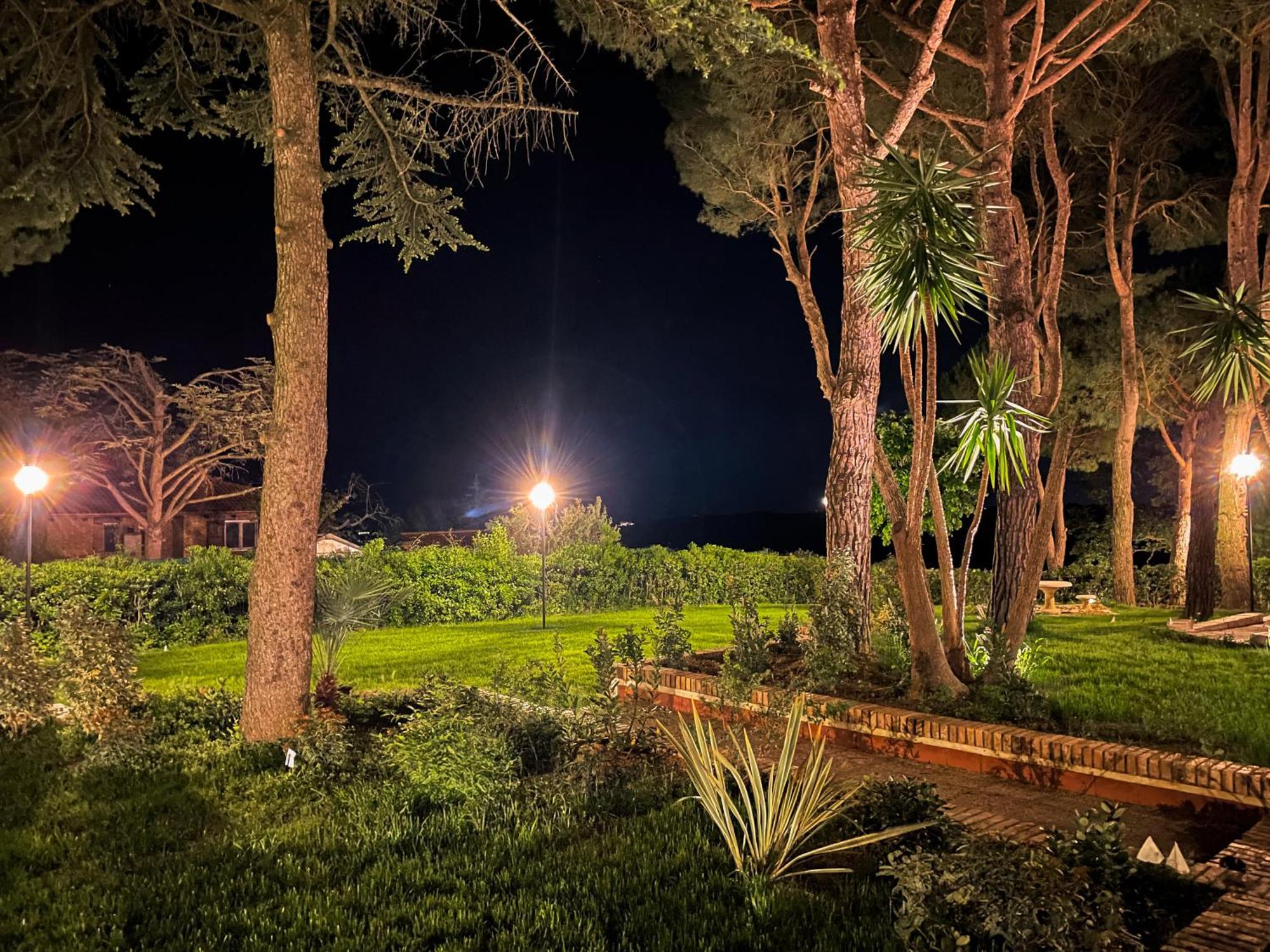 Villa Lucilla - B&B Rooms And Pool Potenza Picena Exterior photo